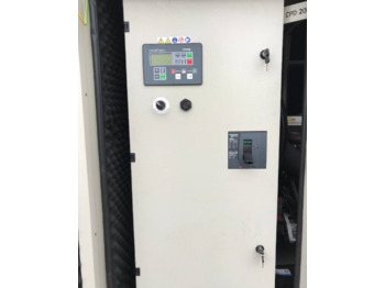 Iveco NEF67TM7 - 220 kVA Generator - DPX-17556  - Stromgenerator: das Bild 4
