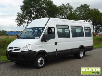 Kleinbus, Personentransporter Iveco Daily IRISBUS 19 PL.: das Bild 1