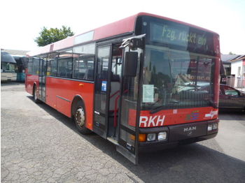 Reisebus MAN A 20 / NÜ 313: das Bild 1