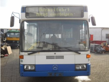 Linienbus Mercedes-Benz O 405 N: das Bild 1