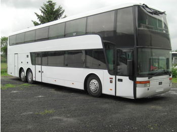 Reisebus Vanhool TD 927 SD 3,Astromega , (86+1+1): das Bild 1