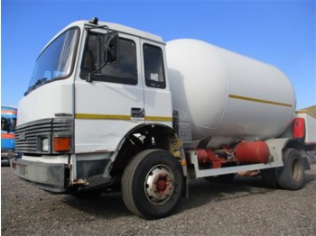 Tankwagen Iveco 145-17 GAS / LPG: das Bild 1