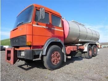 Tankwagen Iveco 190.38: das Bild 1