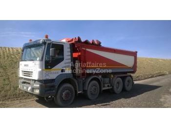 Kipper Iveco TRAKER AD410T44: das Bild 1