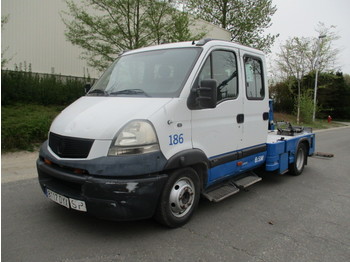 Autotransporter LKW Renault Mascott 120 dxi: das Bild 1