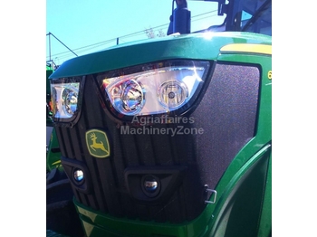 Traktor John Deere 6145R: das Bild 1