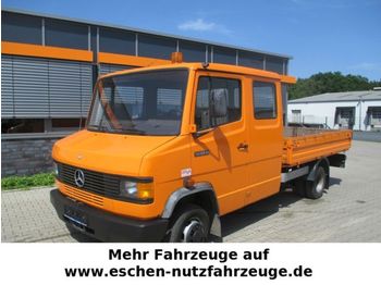 Pritschenwagen, Transporter mit Doppelkabine Mercedes-Benz 508 D Doka, Maul + Kugel: das Bild 1