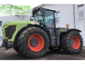 CLAAS Xerion 5000 Traktor