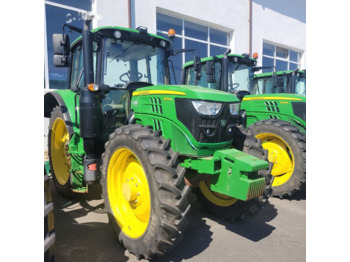 JOHN DEERE 6110M Traktor