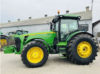 JOHN DEERE 8345R Traktor