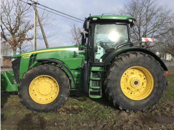JOHN DEERE 8370R Traktor