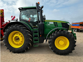 JOHN DEERE 6230R Traktor