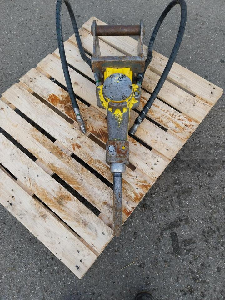 Hydraulikhammer Epiroc SB 52 Atlas Copco  Hydraulikhammer MS 01 Meißel  Bagger