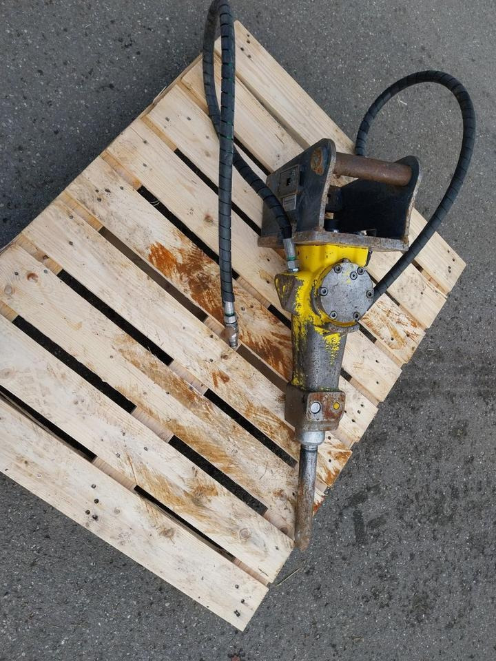 Hydraulikhammer Epiroc SB 52 Atlas Copco  Hydraulikhammer MS 01 Meißel  Bagger