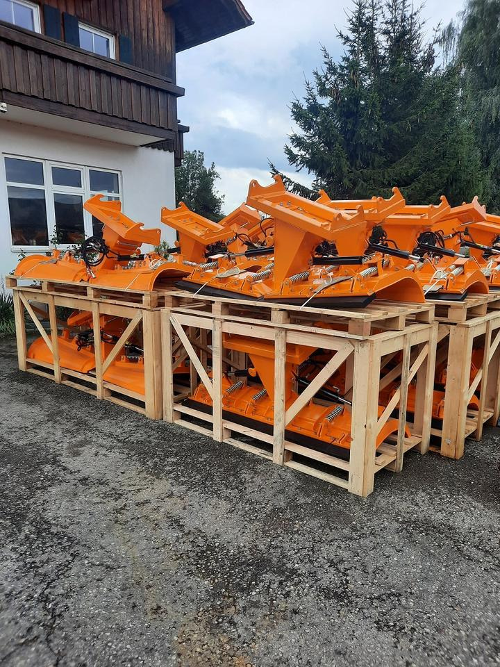 Schneepflug Schneeschild Vario 1,8m Schlepper Radlader Hoflader Schäffer