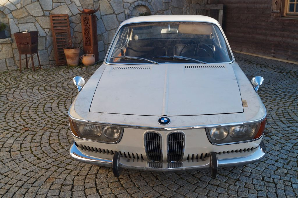 PKW BMW 2000 CS: das Bild 6