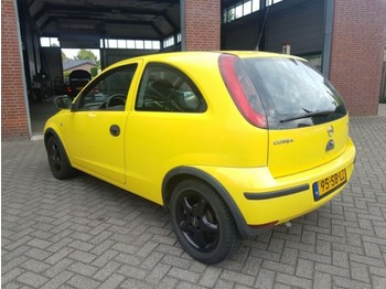 PKW Opel CORSA-C 1200 benzine: das Bild 1