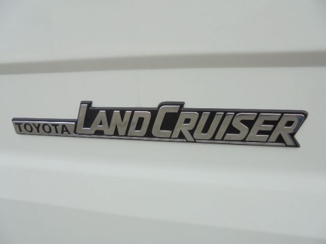PKW Toyota Land Cruiser NEW UNUSED LX V6: das Bild 13