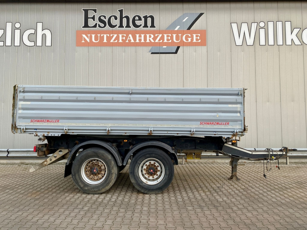 Kipper Anhänger Schwarzmüller