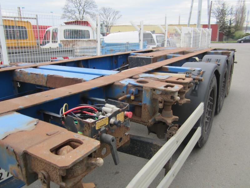 Container/ Wechselfahrgestell Auflieger Krone