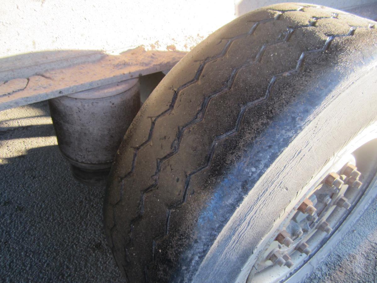 Kipper Auflieger Benalu