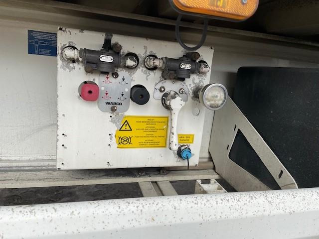 Kipper Auflieger Stas