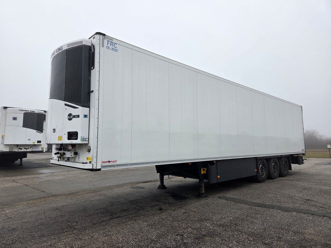 Kühlkoffer Auflieger Schmitz Cargobull SKO24 ThermoKing SLXi 300