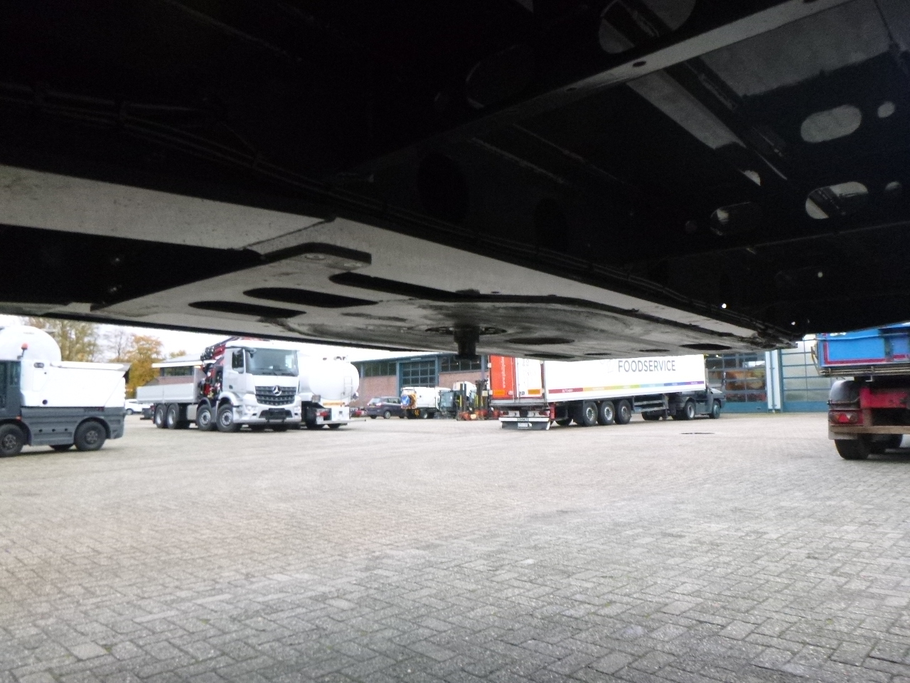 Tieflader Auflieger Langendorf 3-axle semi-lowbed trailer 48T ext. 13.5 m + ramps: das Bild 25