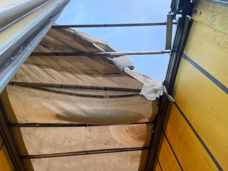 Planenauflieger Fruehauf