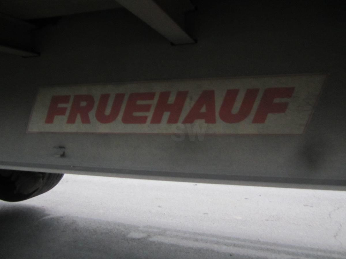 Planenauflieger Fruehauf