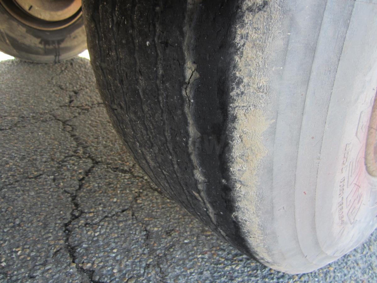 Planenauflieger Trailor