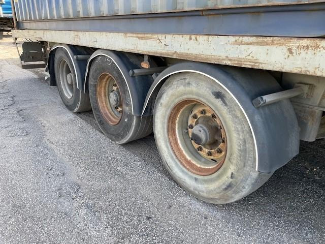 Pritschenauflieger/ Plattformauflieger Fruehauf