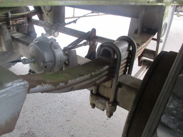Pritschenauflieger/ Plattformauflieger Fruehauf platform - drum brakes/freins tambour