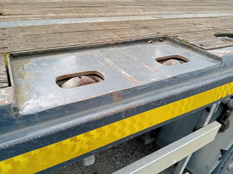 Pritschenauflieger/ Plattformauflieger Kässbohrer