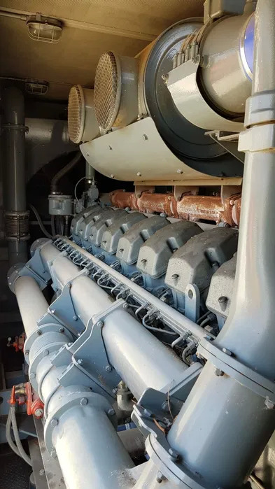 Stromgenerator Agregat Prądotwórczy PERKINS 1600kw 1700 kw 1800 kw 2000 kva 2200: das Bild 3