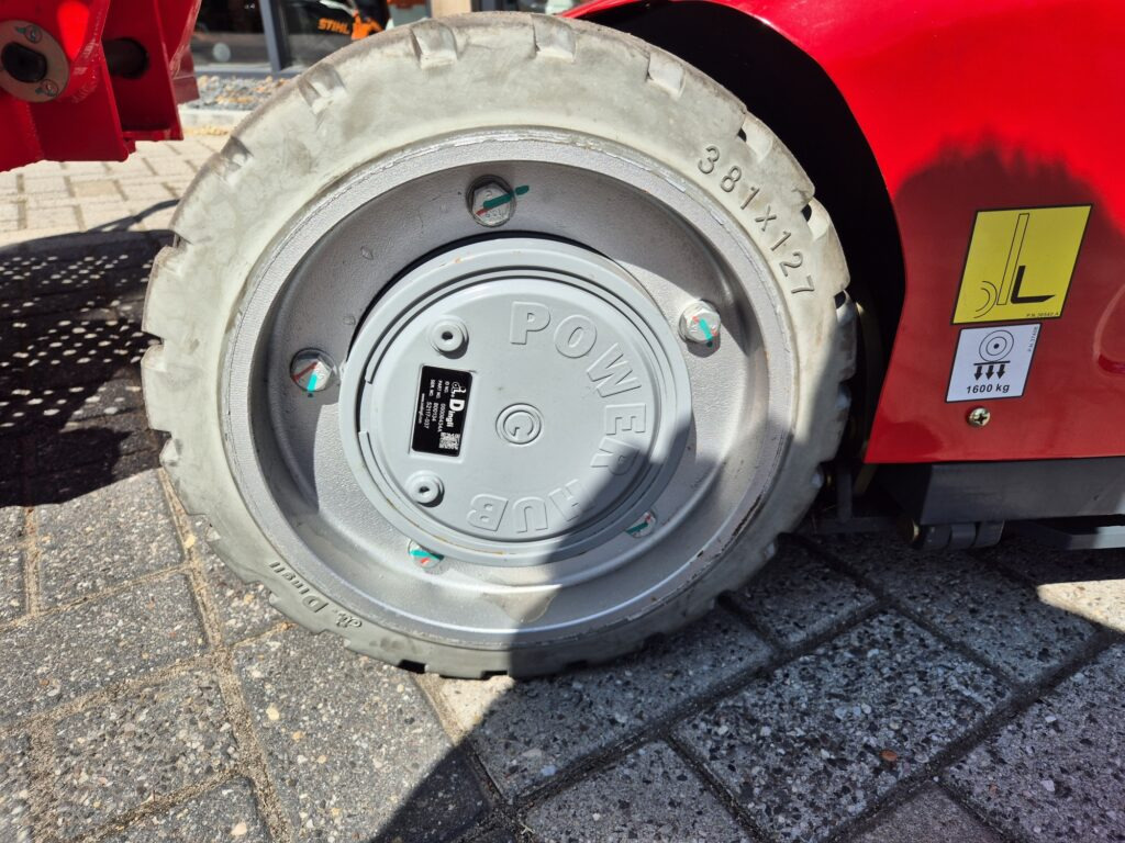 Arbeitsbühne MAGNI MJP 11.5