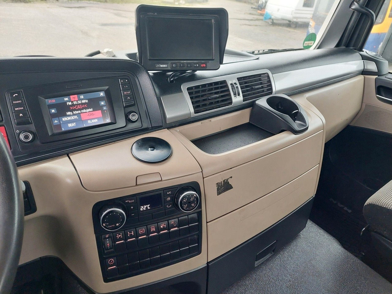 Betonmischer LKW MAN TGS 32.420 BB Intermix 9m3 8x4