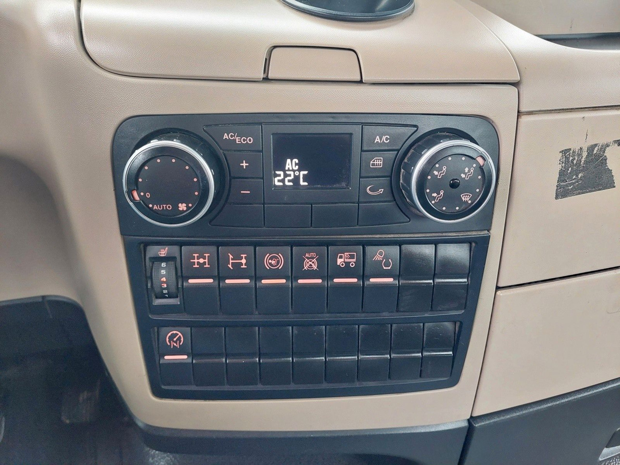 Betonmischer LKW MAN TGS 32.420 BB Intermix 9m3 8x4