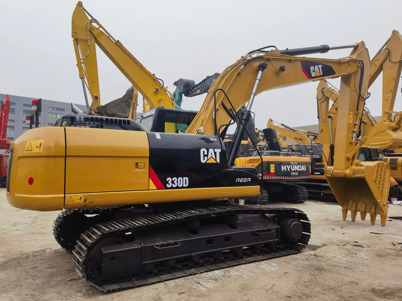 Kettenbagger Cheap used CAT 330D excavator machine caterpillar machinery CAT 330D used excavators: das Bild 4