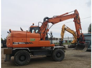 Mobilbagger DOOSAN DX160: das Bild 1