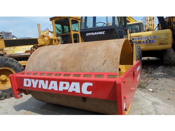 Walzenzug DYNAPAC CA301D: das Bild 1
