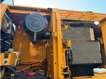Good condition used broken machinery CAT320D2L used excavator for sale - Kettenbagger: das Bild 5