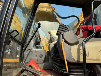 Good condition used broken machinery CAT320D2L used excavator for sale - Kettenbagger: das Bild 2