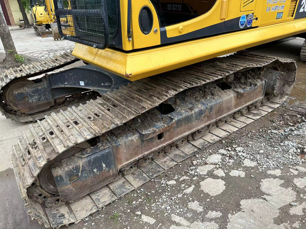 Kettenbagger High quality Good Performance KOMATSU PC200-8N1 with original design and strong power low working hours good condition on sale: das Bild 9