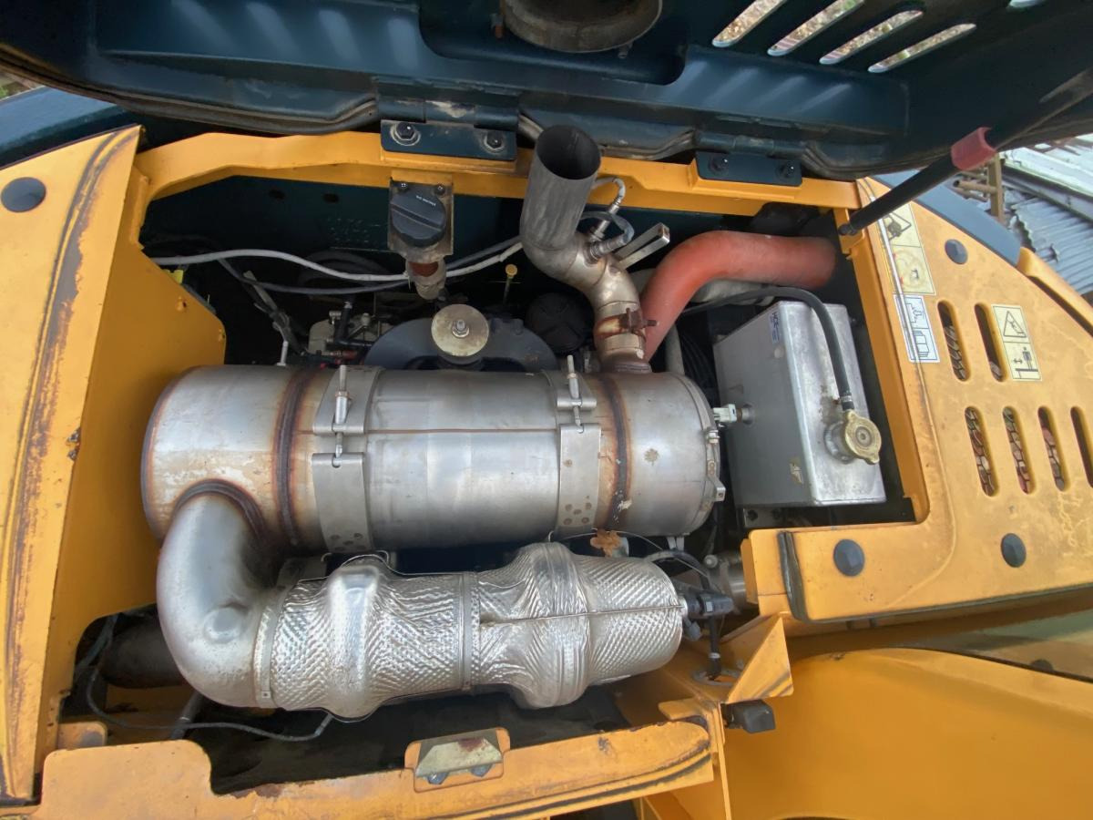 Kettenbagger Hyundai HX 145LCR: das Bild 19