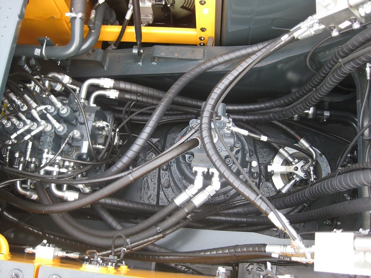 Kettenbagger Hyundai HX 330AL: das Bild 5