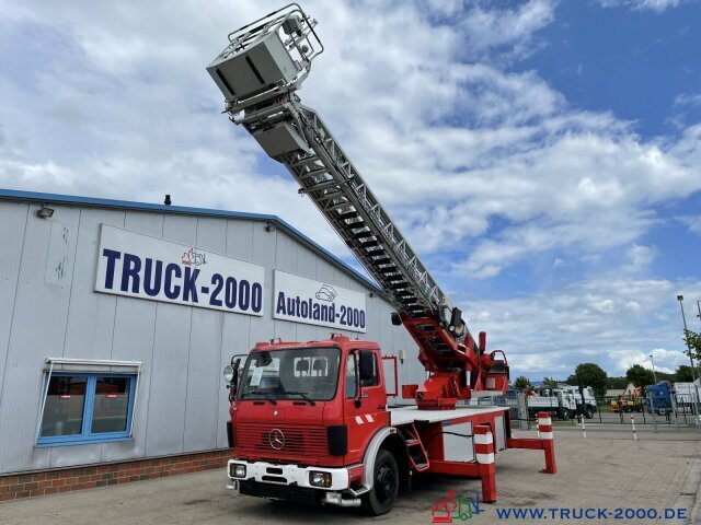 LKW mit Arbeitsbühne Mercedes-Benz 1422NG Ziegler Feuerwehr Leiter 30m Rettungskorb: das Bild 13