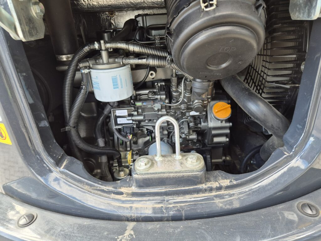 Minibagger AIRMANN AX33U mididigger