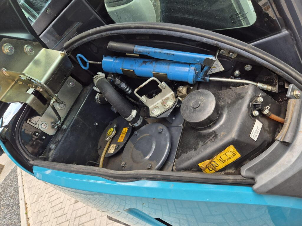 Minibagger AIRMANN AX33U mididigger