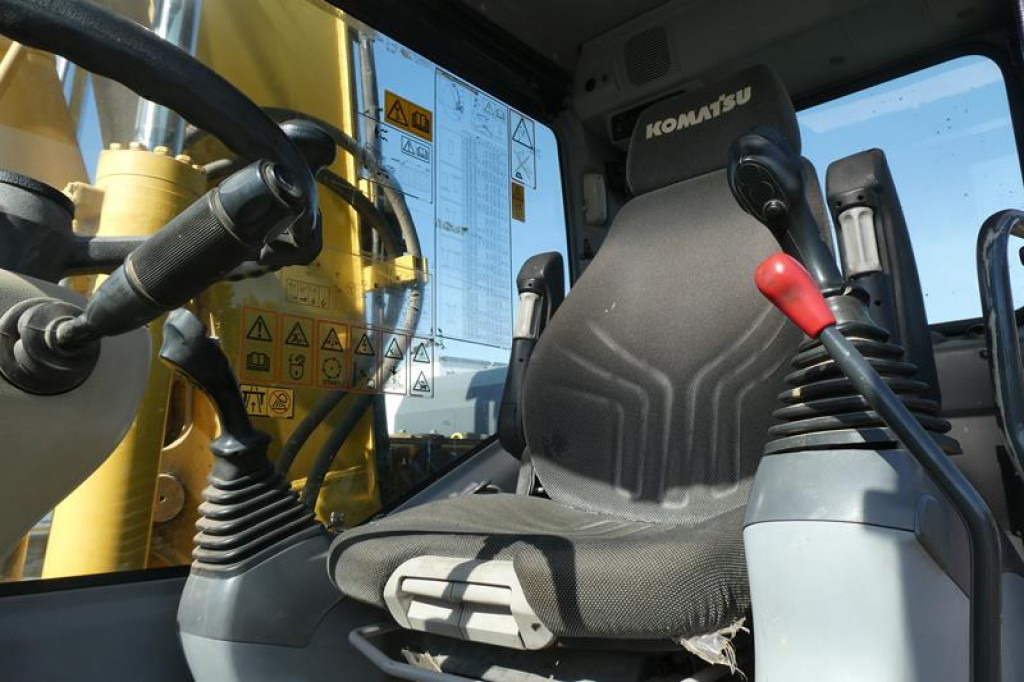 Mobilbagger KOMATSU HANOMAG Mobilbagger PW140-7 Mobilbagger